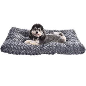 AmazonBasics Plush Pet Bed